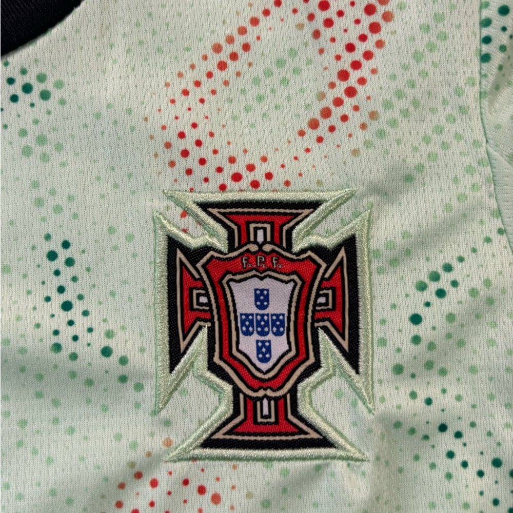 New - Portugal Kids Jersey 25/26 Away Green Puma Youth Soccer Shirt New With Tag - Picture 4 of 6